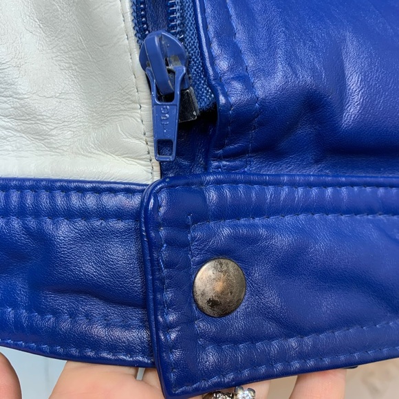 Vintage leather moto jacket - Picture 10 of 16